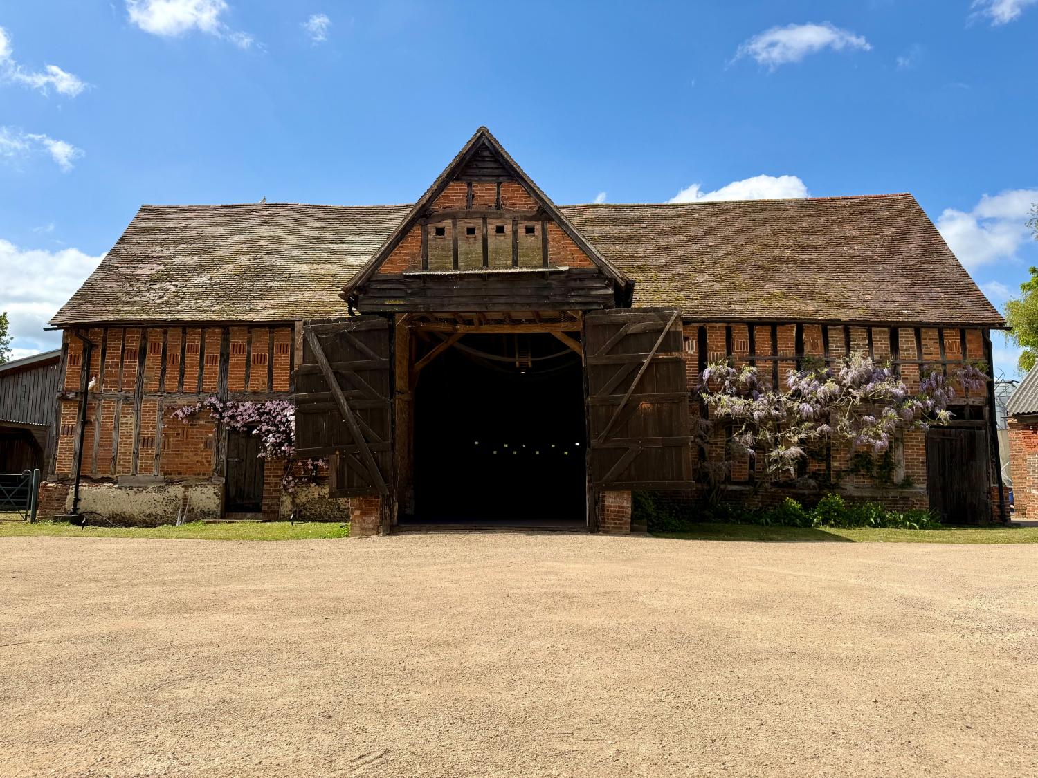 Exclusive Hire Footer - Maydencroft Manor -  For nature, celebration, and quiet brilliance.